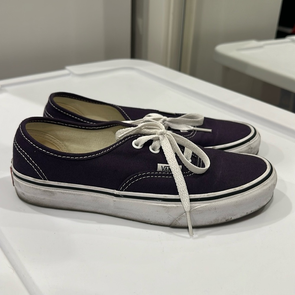 Vans Authentic dark purple